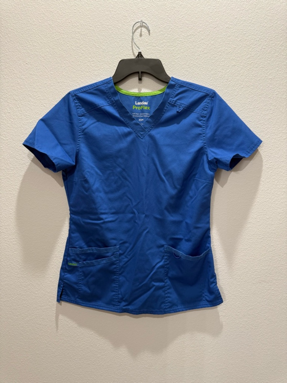 Landau Proflex V-Neck Scrub Top XS Royal Blue